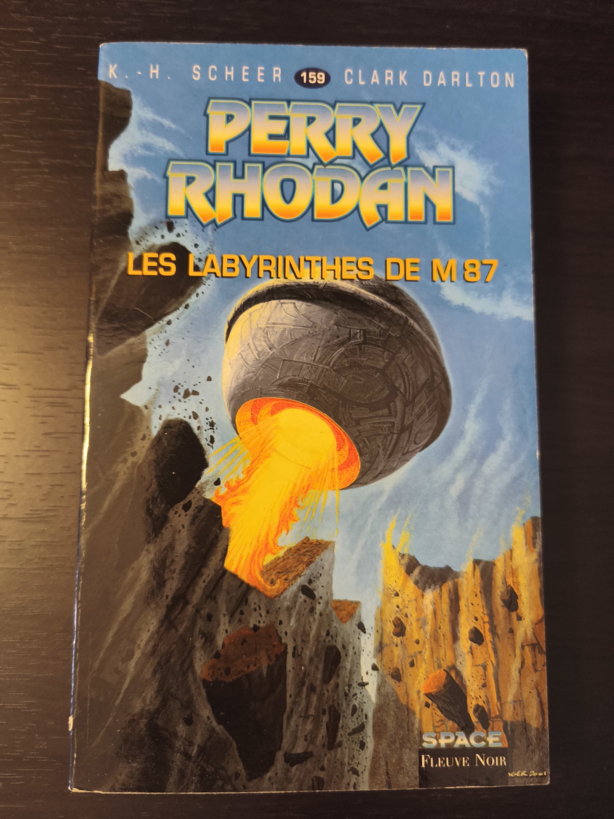 Les Labyrinthes de M 87